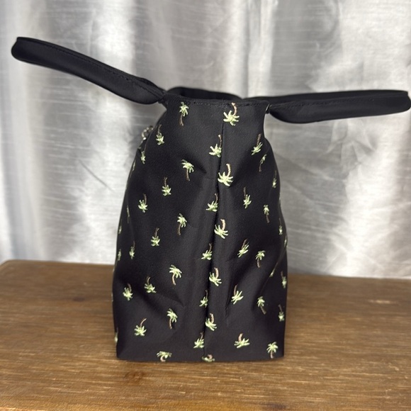 Sunny Hawaii Palm Tree Embroidery Black Small 8x5x8 Handbag - Picture 4 of 9